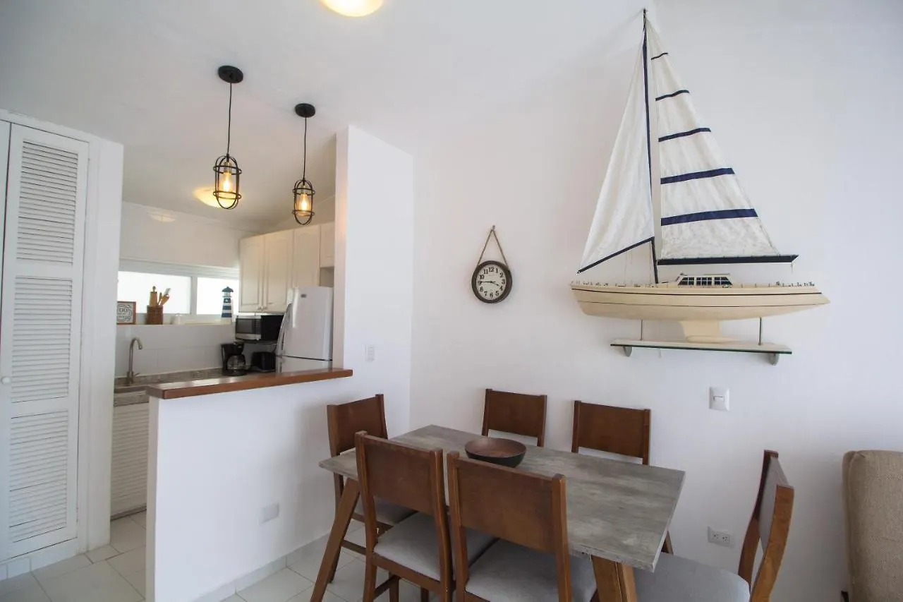 Penthouse Ocean Front, Steps To The Beach 0*, Канкун